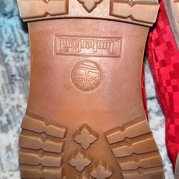 Limited edition red checkered board timberlands - Picture 12 of 14